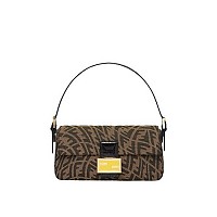 [스페셜오더]FENDI-8BR600 펜디 그린 자수 패브릭 미디엄 바게트 백