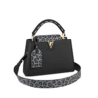 LV-M94755 루이비통 블랙 카퓌신 BB 핸드백 27cm