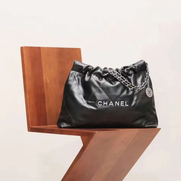 CHANEL-AS4486 샤넬 24C 뉴사이즈 블랙 실버 22 핸드백 45cm