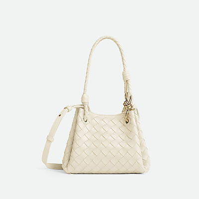 BOTTEGA VENETA-796569 보테가 베네타 블랙 스몰 파라슈트