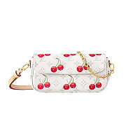 LV-M82210 루이비통 크림 모노그램 앙프렝뜨 월릿 온 체인 아이비 23.5cm