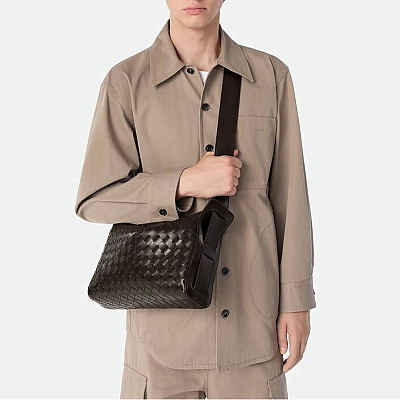 [스페셜오더]BOTTEGA VENETA-836016 인트레치아토 트라이베카 탑 핸들 백 폰탄트 남성용