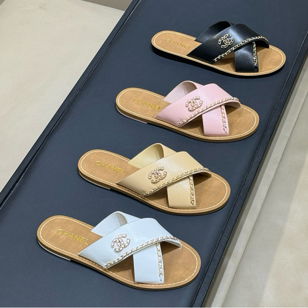 CHANEL-G40303 샤넬 CC 체인로고 가죽 슬리퍼 여성용 (4컬러)