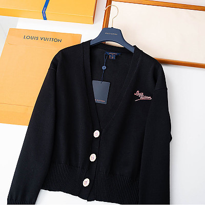 LOUIS VUITTON-09152 루이비통 2026 트위스트 버튼 가디건
