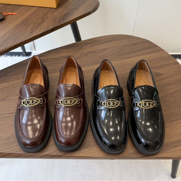TODS-09179 토즈 2026 메탈 체인 로퍼
