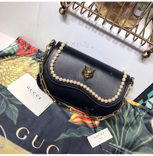 gucci-1016-005.jpg