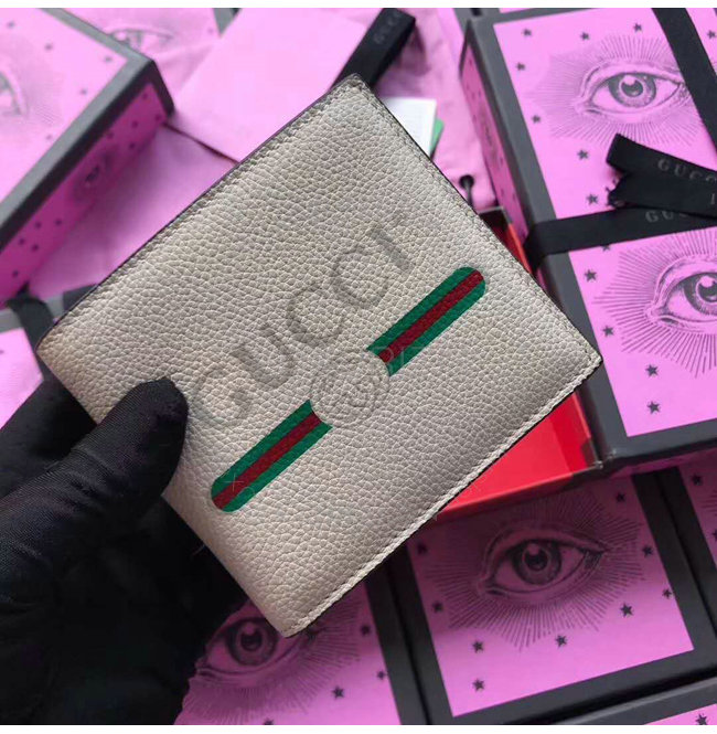 gucci1-1109-004.jpg