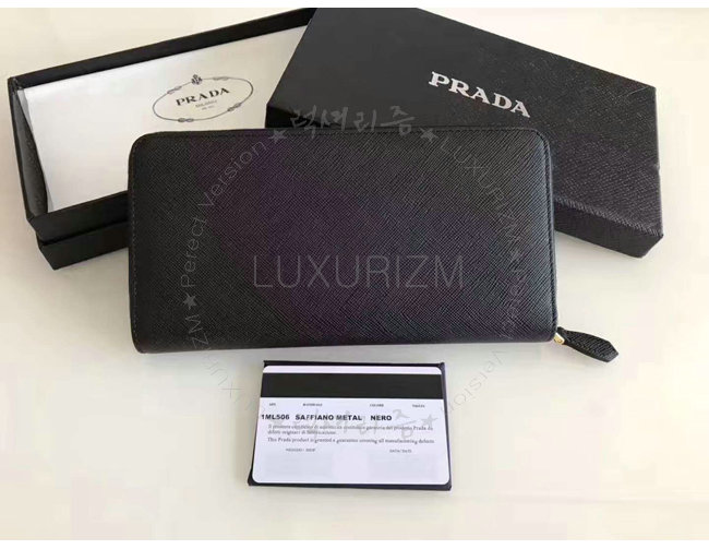 prada1-1111-003.jpg