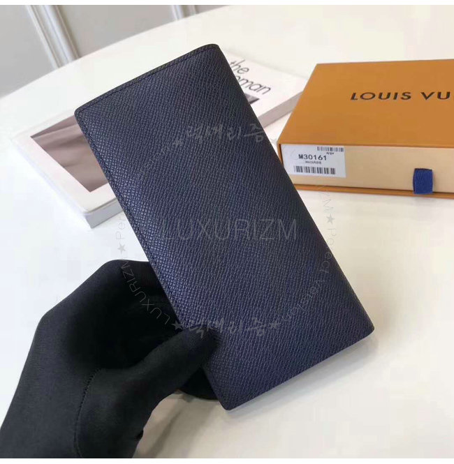 louisvuitton4-1121-002.jpg