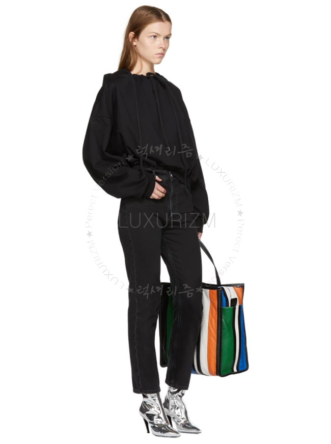 balenciaga1-1213-4.png