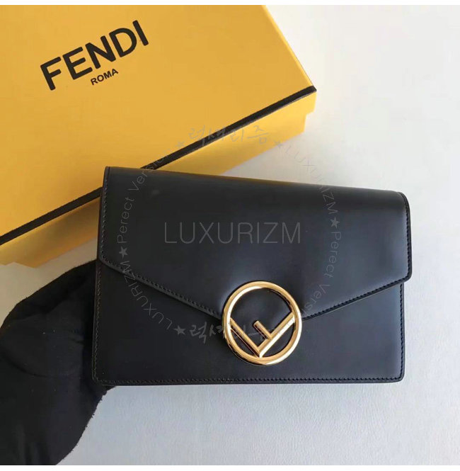 fendi11-1219-004.jpg