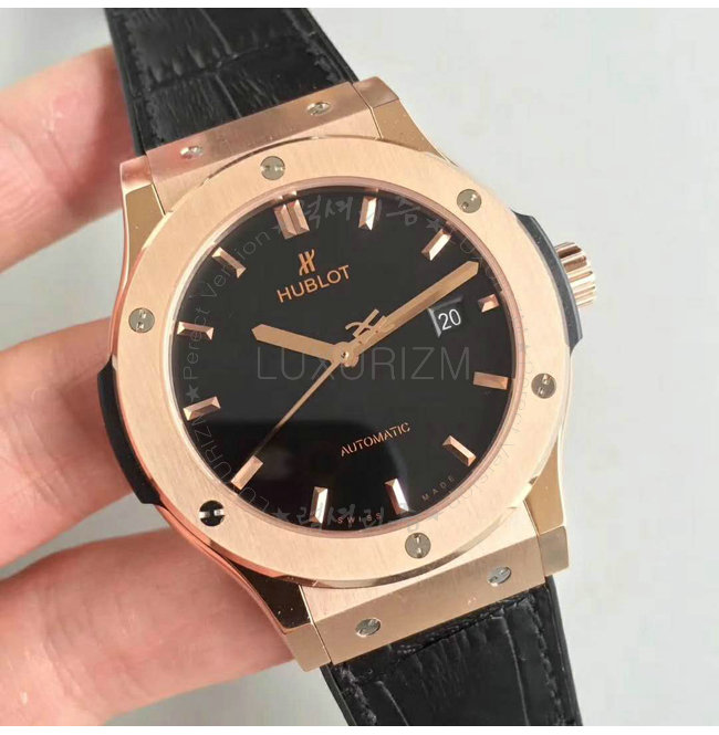 hublot-0110-002.jpg