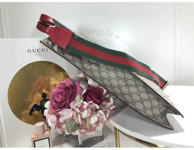 gucci3-0122-006.jpg