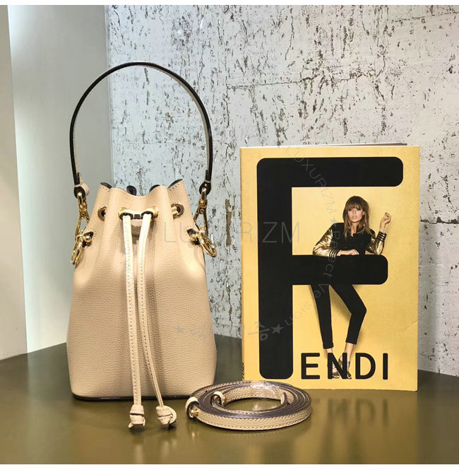 fendi2-0123-005.jpg