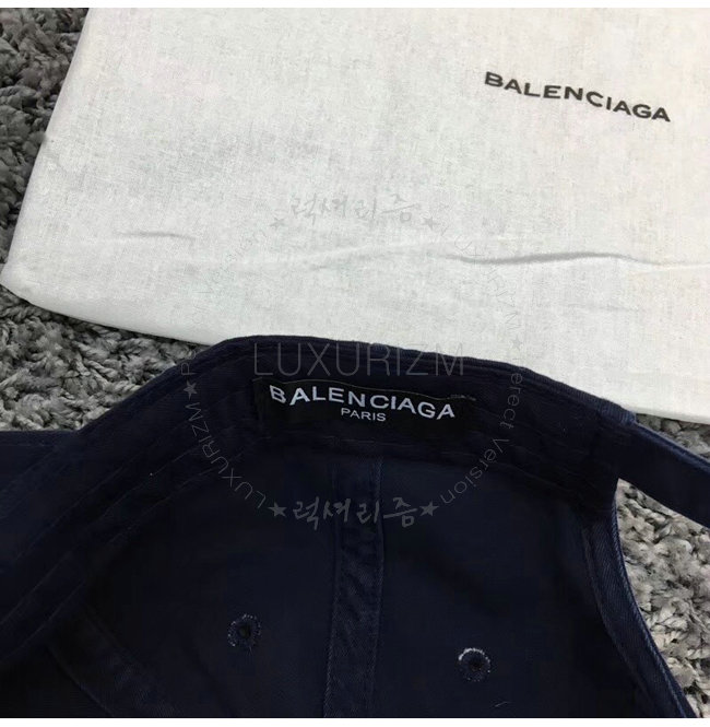 balenciaga1-0131-004.jpg