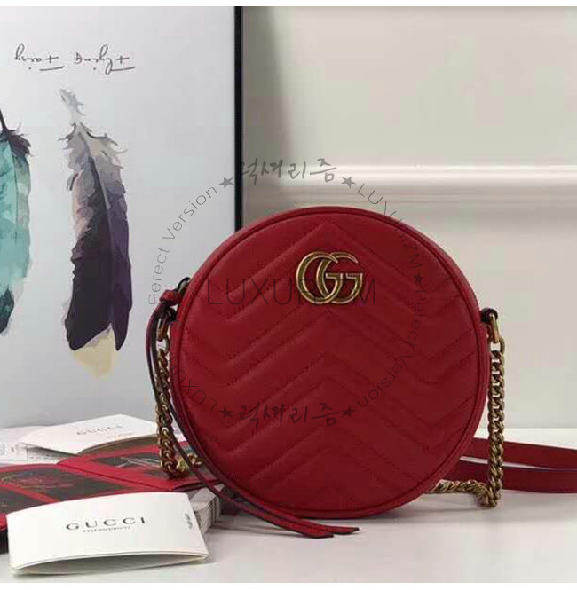 gucci-1025-002.jpg