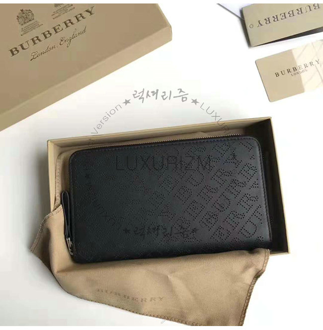 burberry5-1027-001.jpg