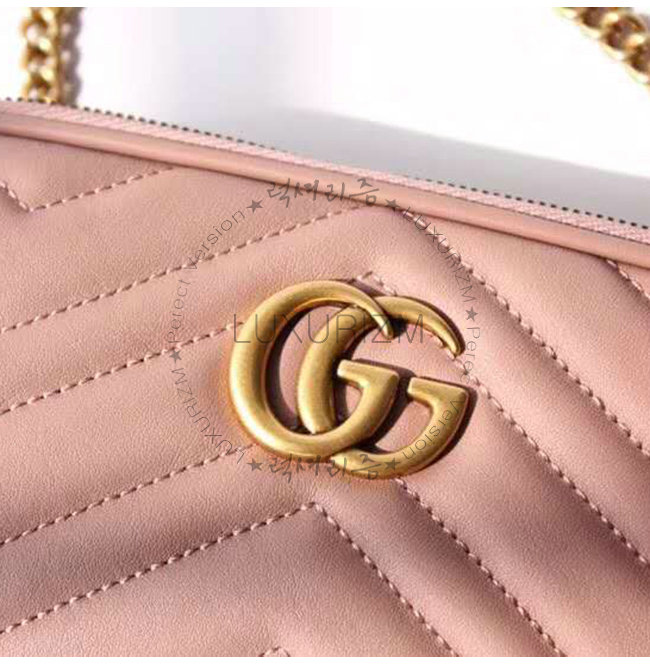 gucci1-1108-008.jpg