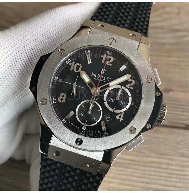 hublot3-0206-002.jpg