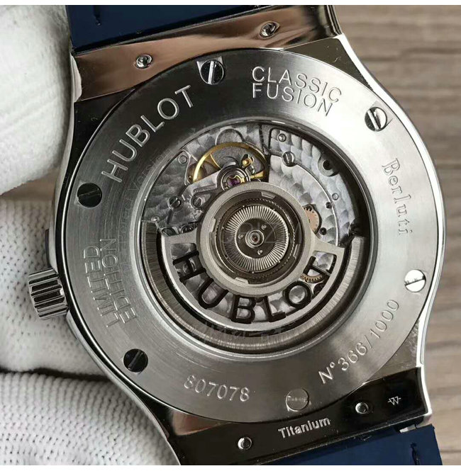 hublot2-0219-009.jpg