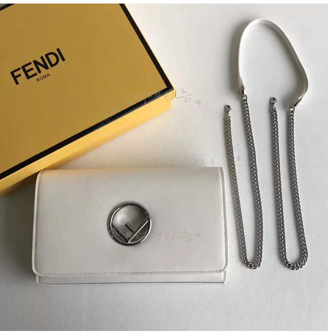 fendi2-0222-002.jpg