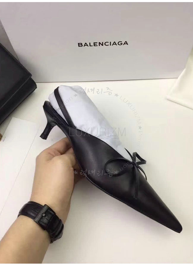 balenciaga5-0206-8.jpg