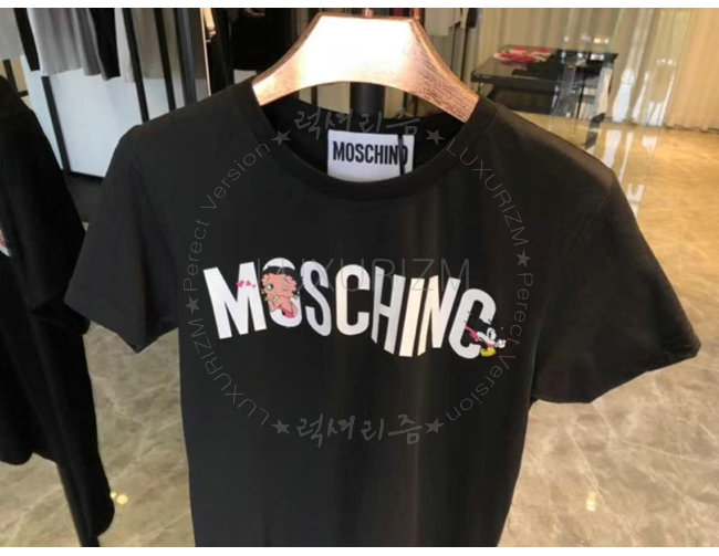 moschino1-0526-004.jpg