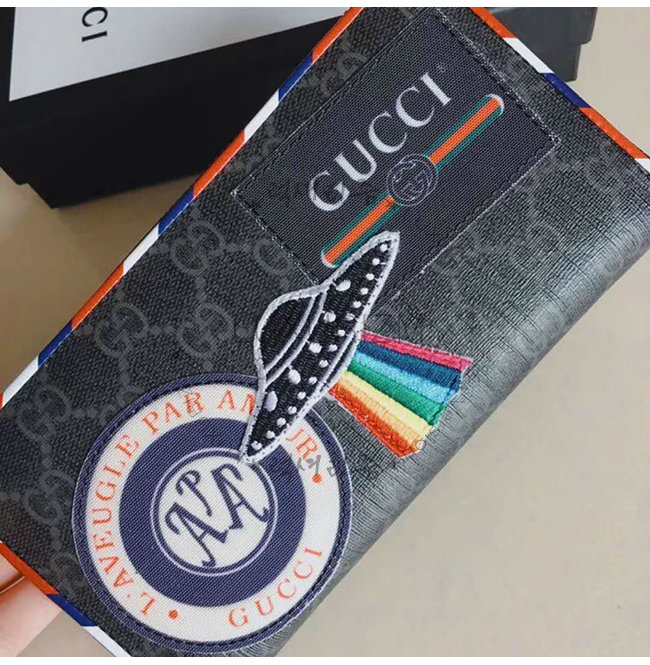 gucci1-0529-004.jpg