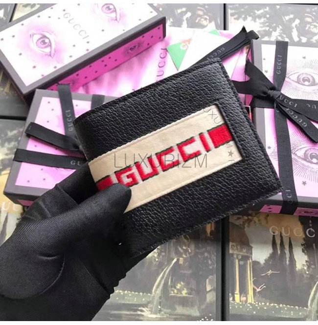 gucci-0611-003.jpg