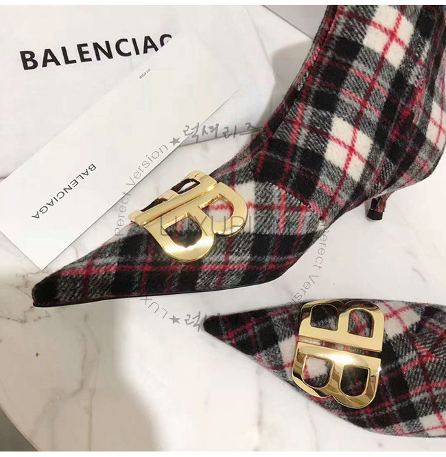 balenciaga1-0808-006.jpg