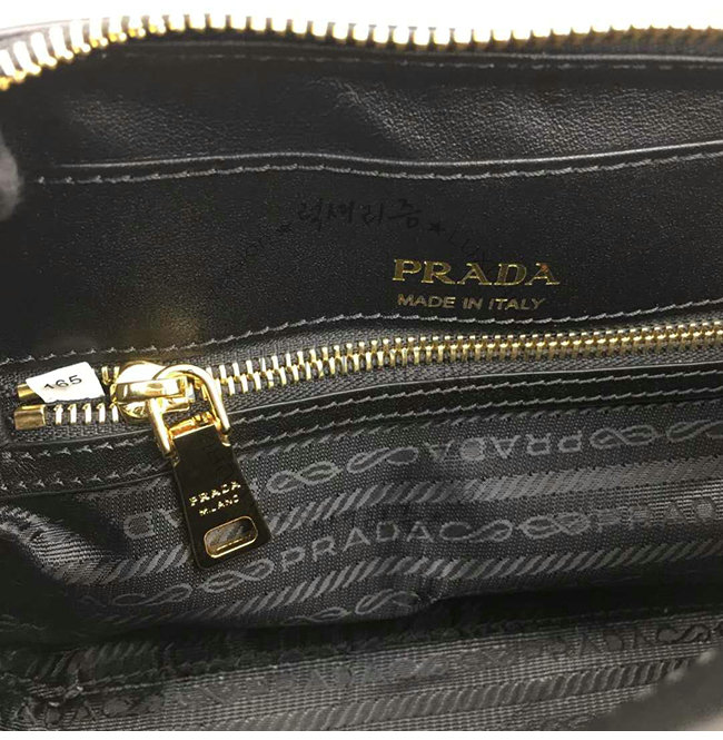 prada2-0815-0010.jpg