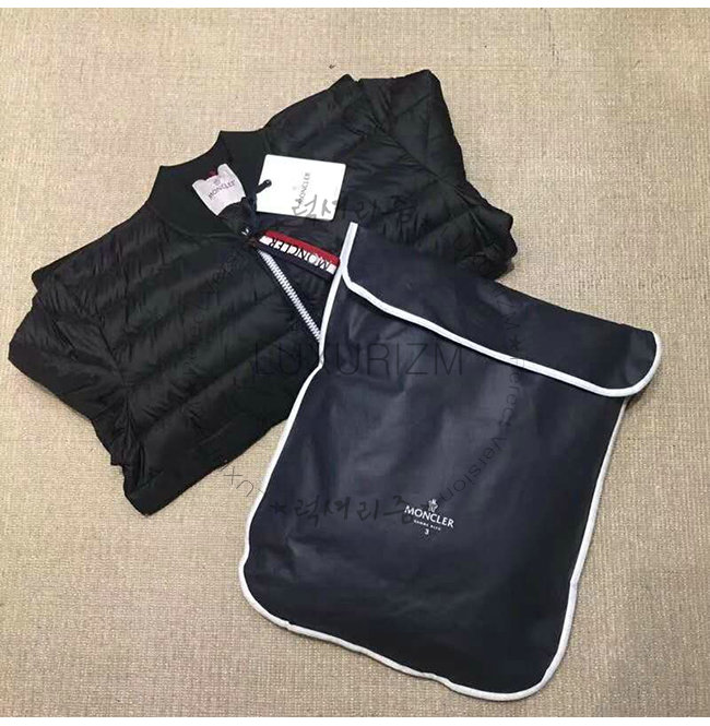 moncler3-0828-002.jpg
