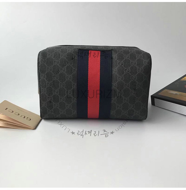 gucci-0107-001.jpg