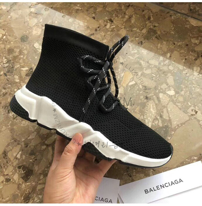 balenciaga2-0116-005.jpg