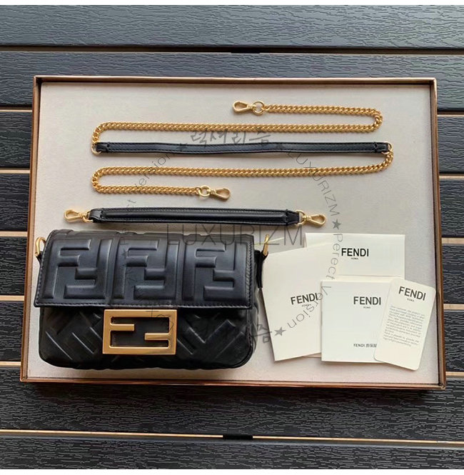 fendi10-0129-002.jpg